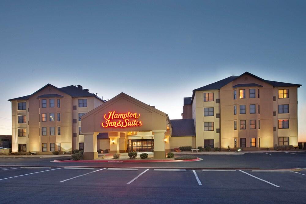 Hampton Inn & Suites El Paso-Airport Exterior photo